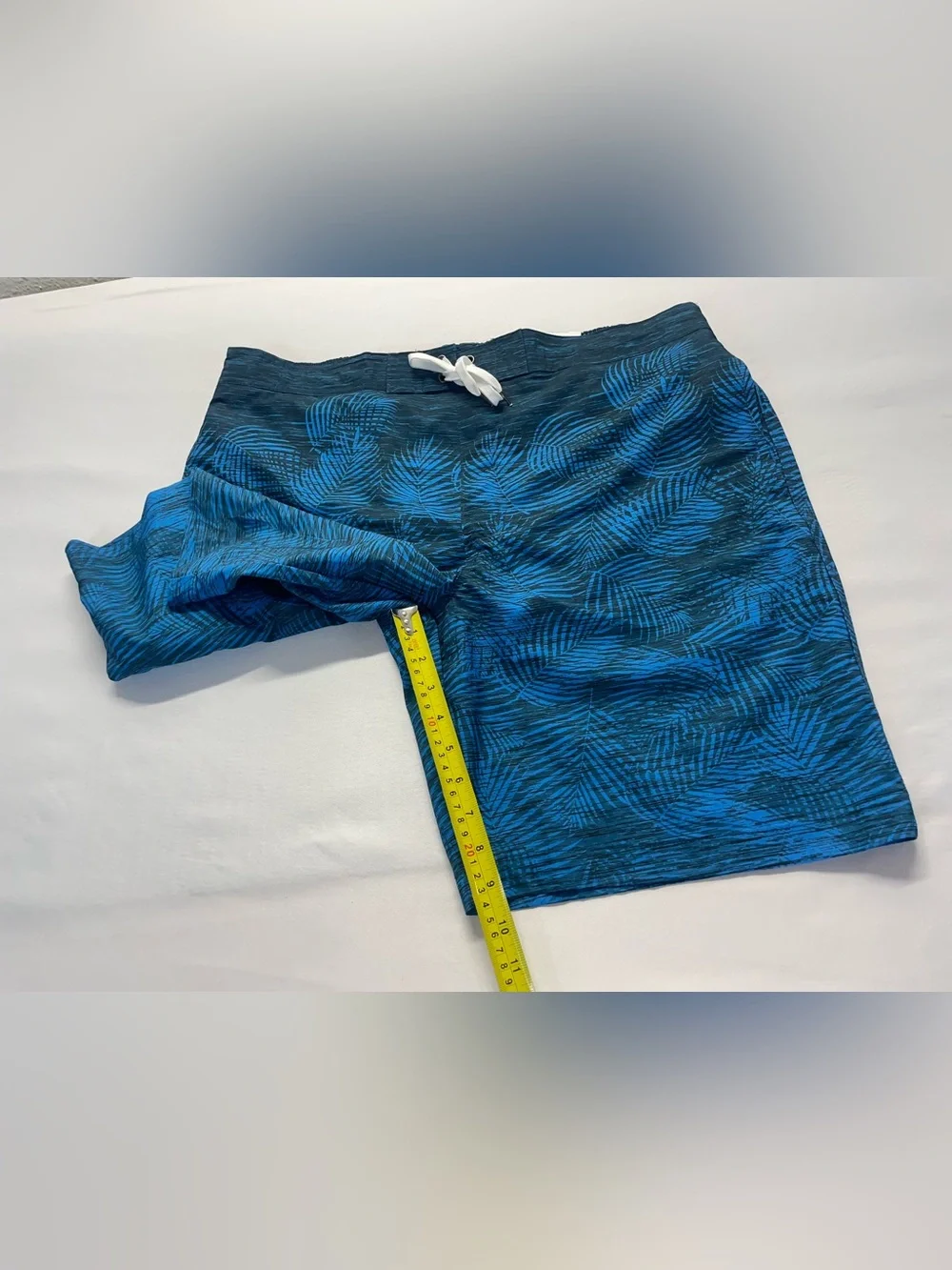 NWT Sonoma Flexwear Board Shorts Men’s Large Blue Quick Dry Stretch Swim Trunks